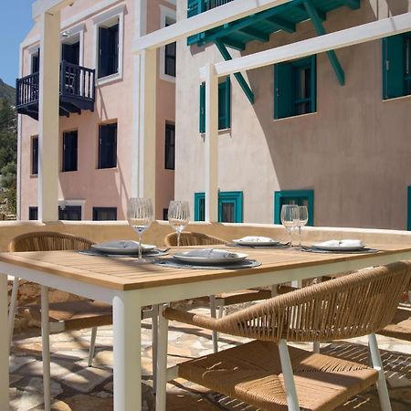 Poseidon Hotel Meyísti Exterior photo